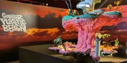 plastic beach modellino